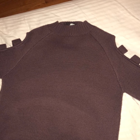 WORN ONCE - Picture 4 of 7